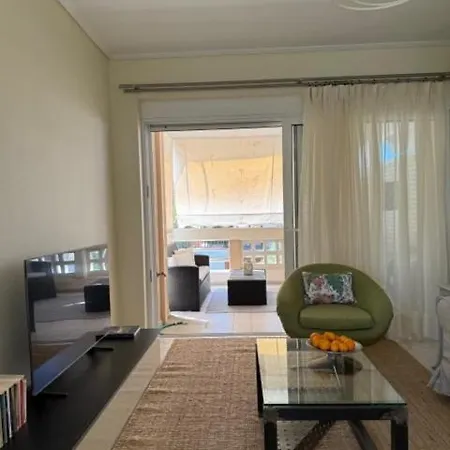 Spacious By The Sea 아파트 루트라 에디프수